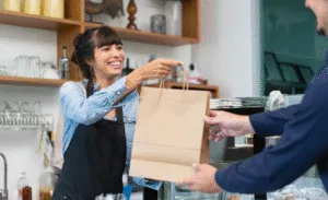 Nghệ Thuật Giữ Chân Thực Khách Ngay Từ Lời Cảm Ơn