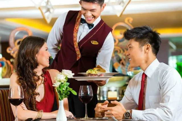 Bí Quyết Cải Thiện Dịch Vụ Từ Thu Thập Phản Hồi Khách Hàng