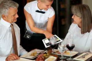 Bí Quyết Biến Khách Lạ Thành Fan Trung Thành Với Thẻ Thành Viên F&B